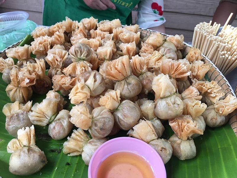 ตลาดใกล้กรุงเทพฯ ตลาดใกล้กรุงเทพฯ