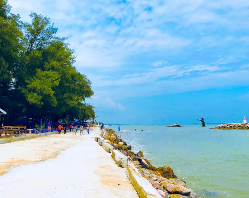 ที่เที่ยวเพชรบุรี หาดปึกเตียน
