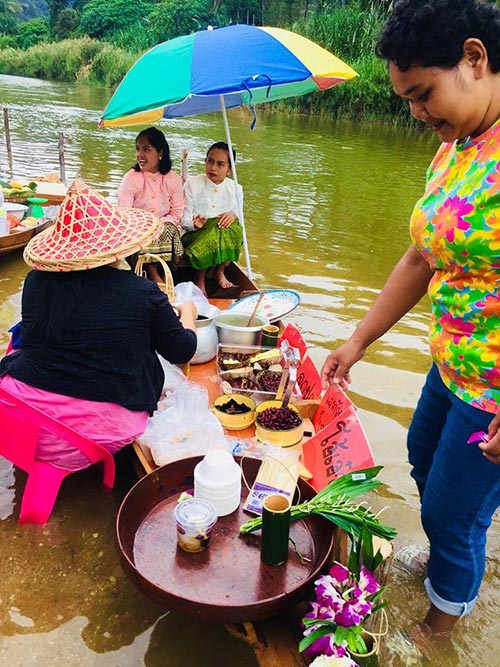 หลาดน้ำคลองงา พังงา หลาดน้ำคลองงา พังงา