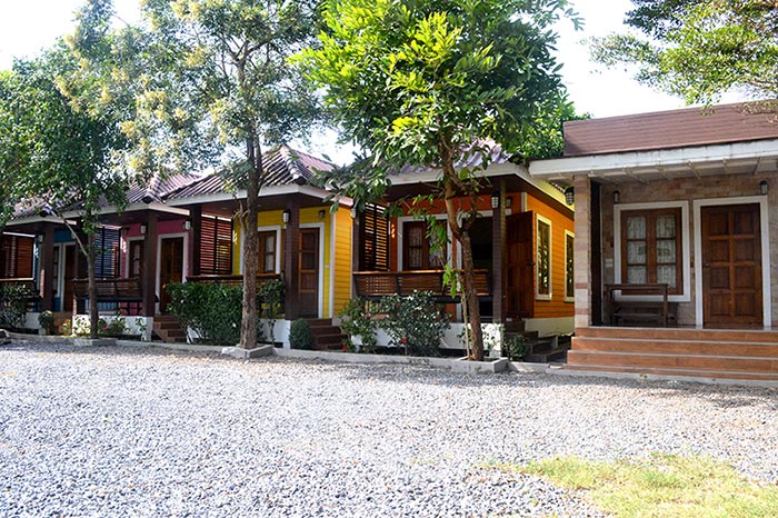 ที่พักเขื่อนขุนด่าน Toffy House Resort ที่พักเขื่อนขุนด่านปราการชล