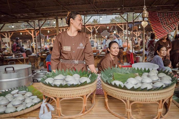 ตลาด 800 ปี กรุงสุโขทัย ตลาด 800 ปี กรุงสุโขทัย