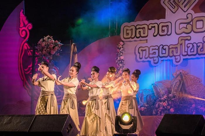 ตลาด 800 ปี กรุงสุโขทัย ตลาด 800 ปี กรุงสุโขทัย