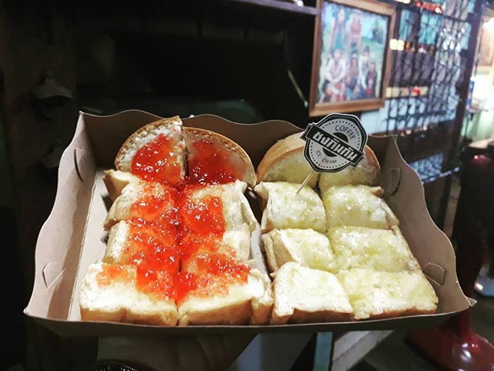 ตลาดหัวตะเข้ ตลาดหัวตะเข้