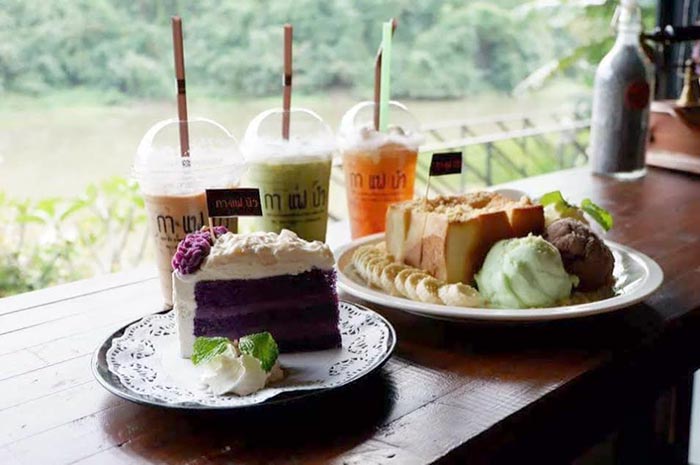 ร้านกาแฟริมน้ำ ร้านกาแฟริมน้ำ