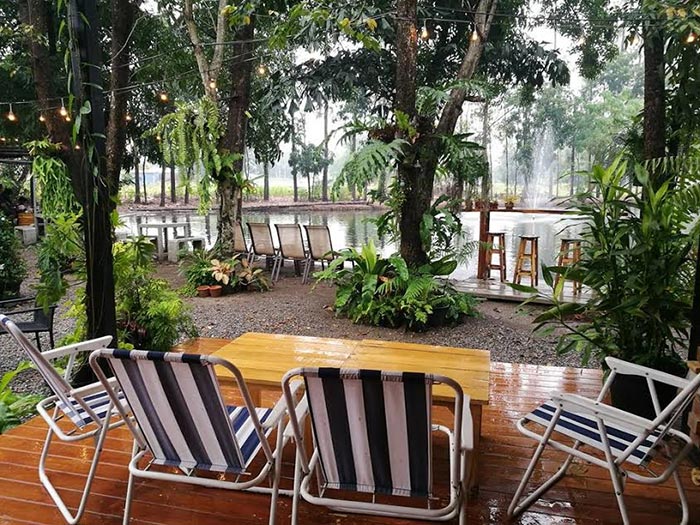 ร้านกาแฟริมน้ำ ร้านกาแฟริมน้ำ