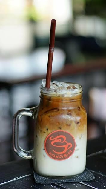 ร้านกาแฟริมน้ำ ร้านกาแฟริมน้ำ