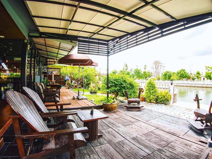 ร้านกาแฟริมน้ำ ร้านกาแฟริมน้ำ