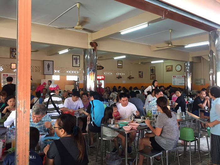 ร้านก๋วยเตี๋ยวเป็ด ร้านก๋วยเตี๋ยวเป็ด