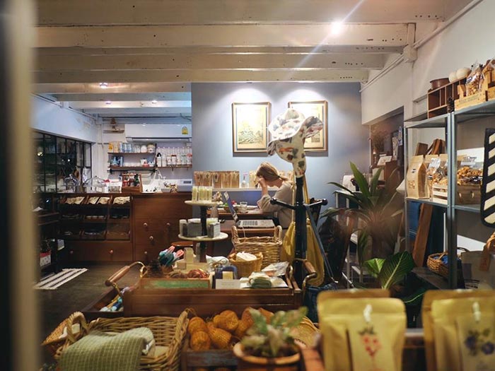 ร้านกาแฟ นั่งทำงาน ร้านกาแฟ นั่งทำงาน