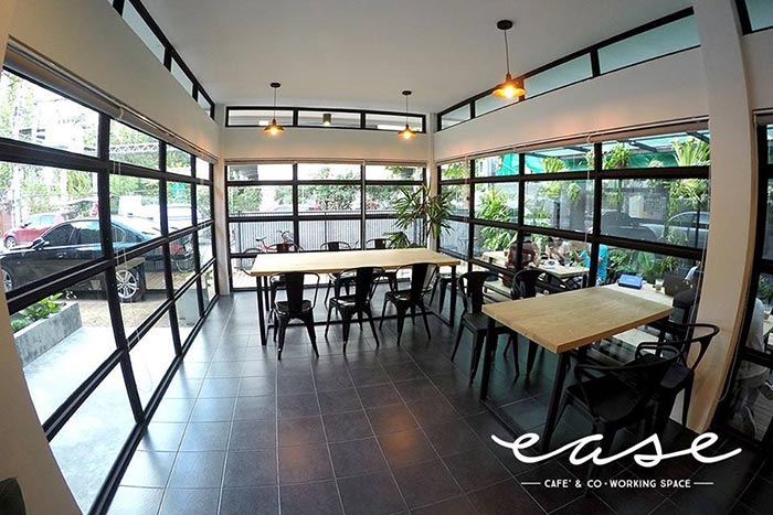 ร้านกาแฟ นั่งทำงาน ร้านกาแฟ นั่งทำงาน