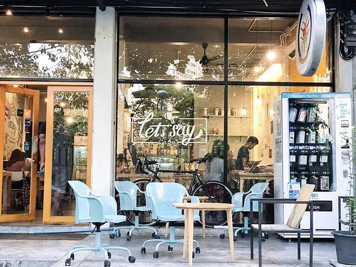 ร้านกาแฟ นั่งทำงาน ร้านกาแฟ นั่งทำงาน