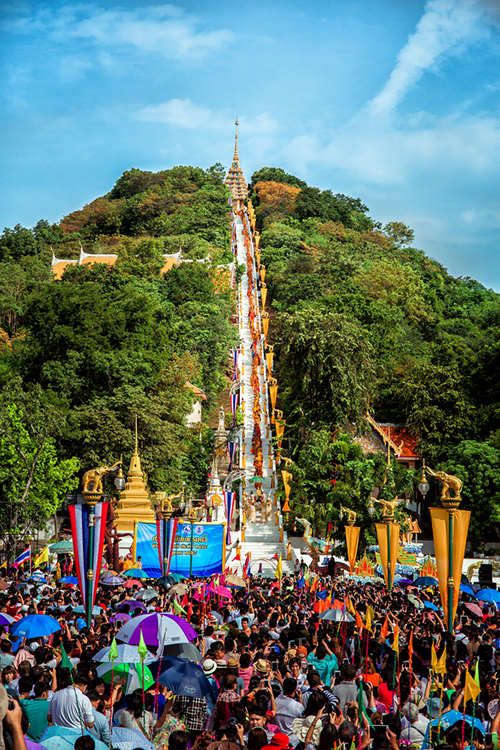 งานตักบาตรเทโวโรหณะ 2561 งานตักบาตรเทโวโรหณะ 2561