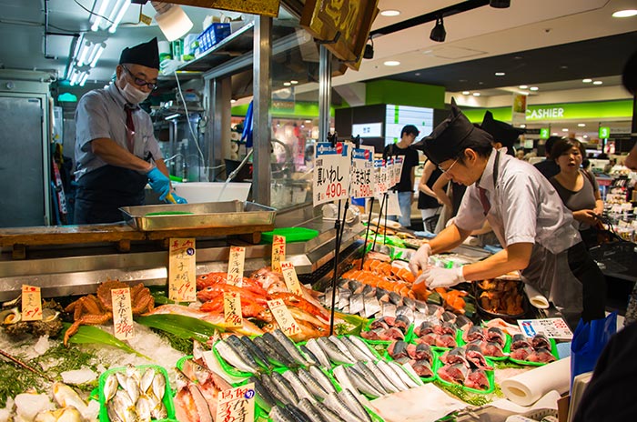 ตลาดปลาซึกิจิ โตเกียว ตลาดปลาซึกิจิ โตเกียว