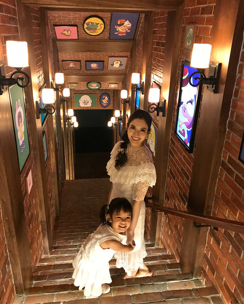 แอฟ ทักษอร ยังรอแค่เซ็นใบหย่า สงกรานต์ รับลำบากใจมือใครก็ไม่รู้ แอฟ ทักษอร ยังรอแค่เซ็นใบหย่า สงกรานต์ รับลำบากใจมือใครก็ไม่รู้