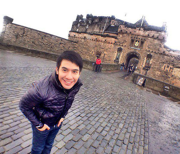 100 ข้อน่ารู้ของโป๊ป ธนวรรธน์ 100 ข้อน่ารู้ของโป๊ป ธนวรรธน์