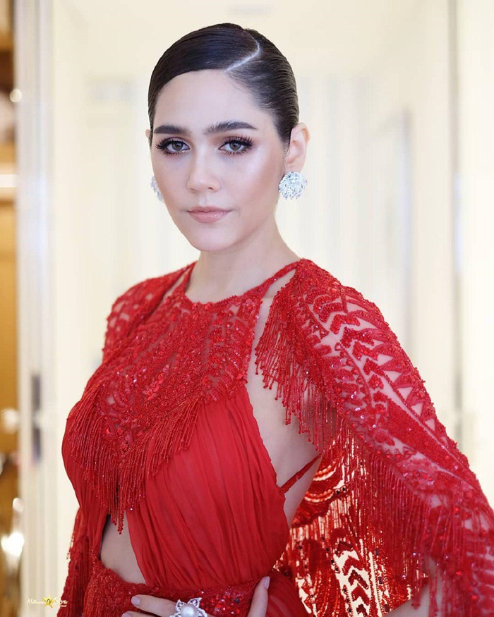 ชมพู่ อารยา ชมพู่ อารยา