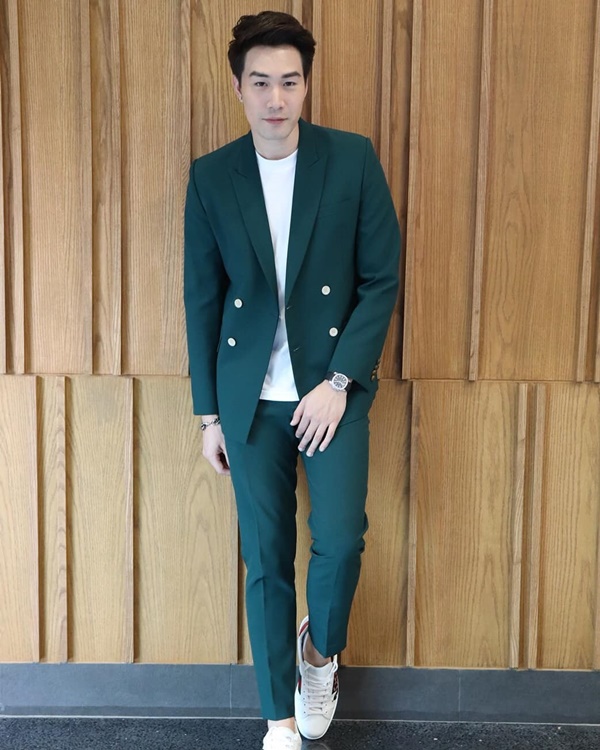 ดีเจต้นหอม ดีเจต้นหอม