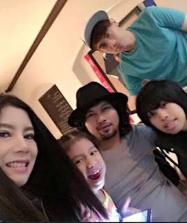 เสก โลโซ กานต์ เสก โลโซ กานต์