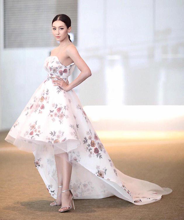 ชุดราตรี ชุดราตรี