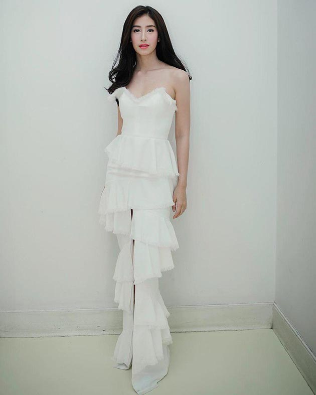 ชุดราตรี ชุดราตรี