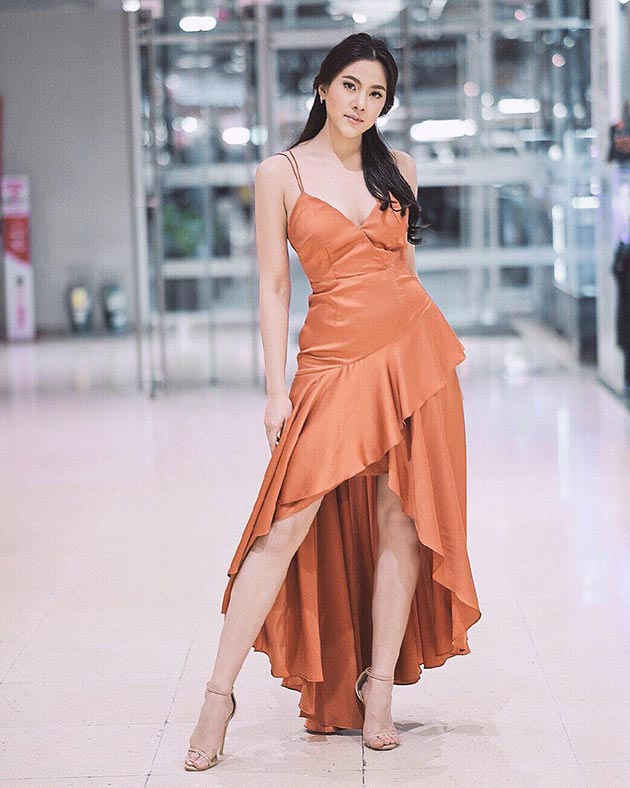 ชุดราตรี ชุดราตรี