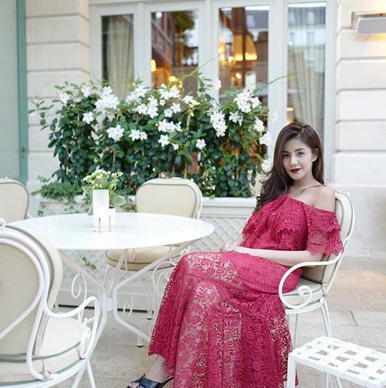 ดาราใส่ชุดแดง ดาราใส่ชุดแดง