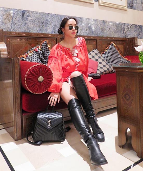 ดาราใส่ชุดแดง ดาราใส่ชุดแดง