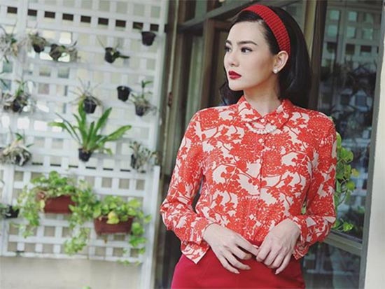 ดาราใส่ชุดแดง ดาราใส่ชุดแดง