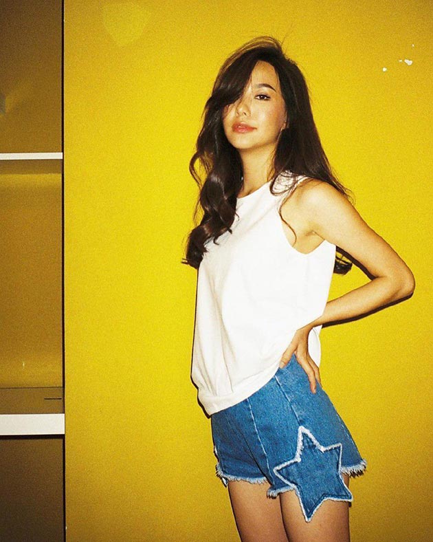 กางเกงยีนส์ขาสั้นดารา กางเกงยีนส์ขาสั้นดารา