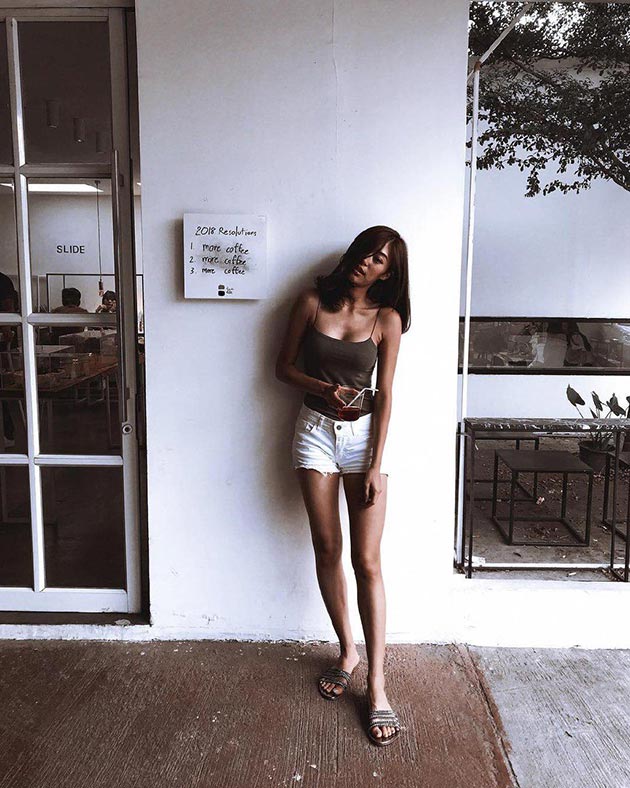 กางเกงยีนส์ขาสั้นดารา กางเกงยีนส์ขาสั้นดารา