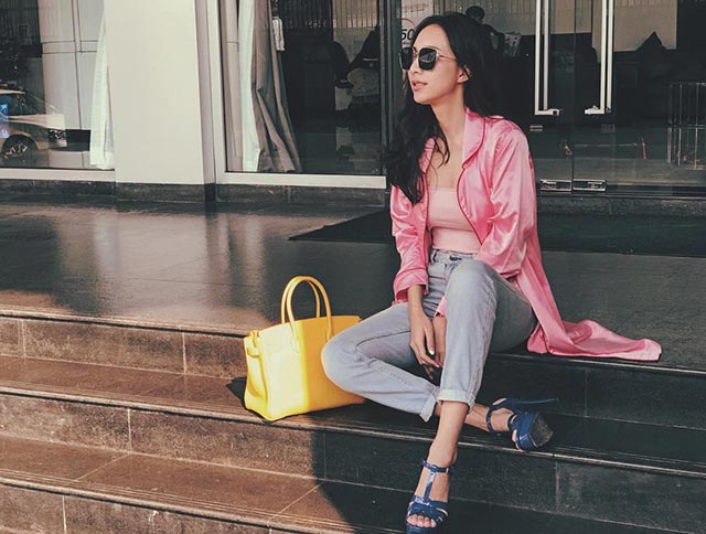 รองเท้าส้นสูง รองเท้าส้นสูง