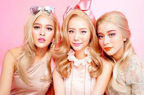 ดาราแต่งบาร์บี้ ดาราแต่งบาร์บี้