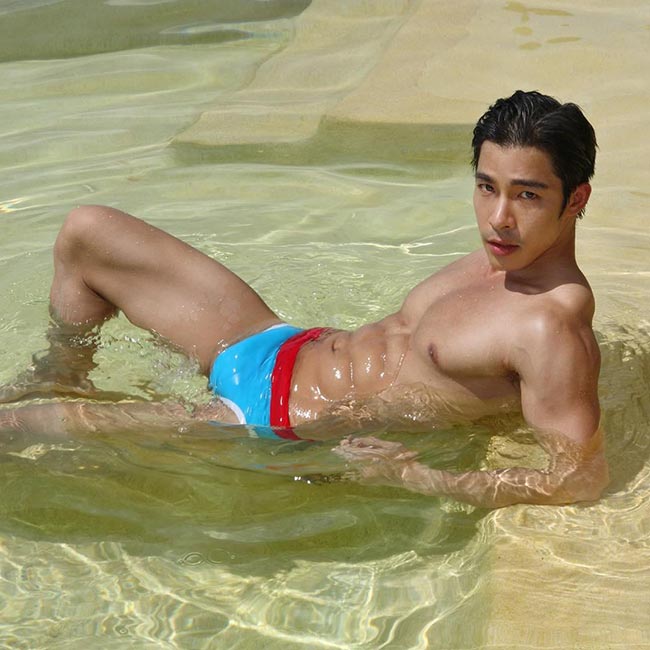 ชุดว่ายน้ำดารา ชุดว่ายน้ำดารา