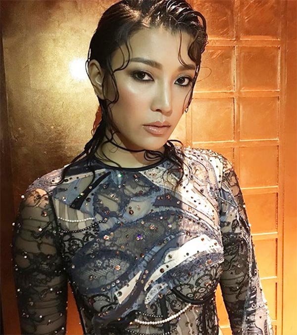 ทรงผมเปียกๆ ทรงผมเปียกๆ