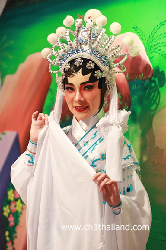 ดาราแต่งนางงิ้ว ดาราแต่งนางงิ้ว