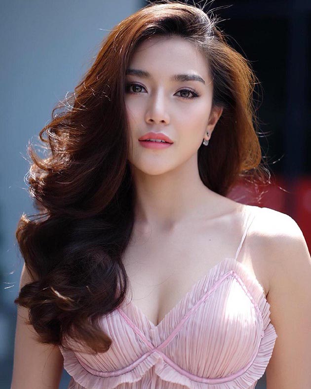 ปราง กัญญ์ณรัณ ปราง กัญญ์ณรัณ