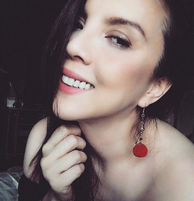 คริสติน่า อากีล่าร์ คริสติน่า อากีล่าร์