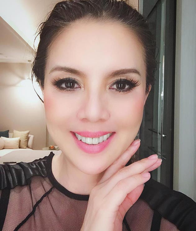 คริสติน่า อากีล่าร์ คริสติน่า อากีล่าร์