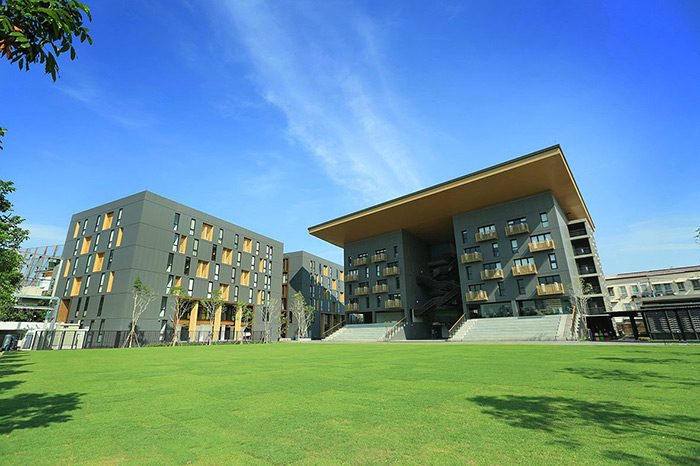 หุ้นโรงเรียนนานาชาติ หุ้นโรงเรียนนานาชาติ