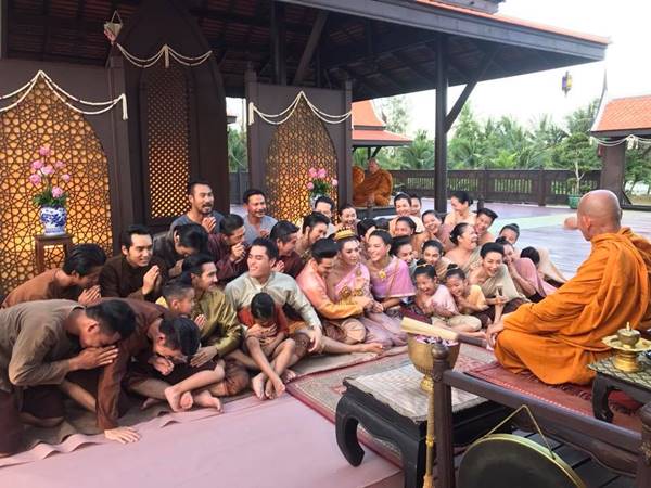 คุณยายบรรเจิดศรี นักแสดงอาวุโส คุณยายบรรเจิดศรี นักแสดงอาวุโส