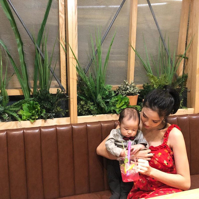 แอมป์ พีรวัศ ครอบครัว แอมป์ พีรวัศ ครอบครัว