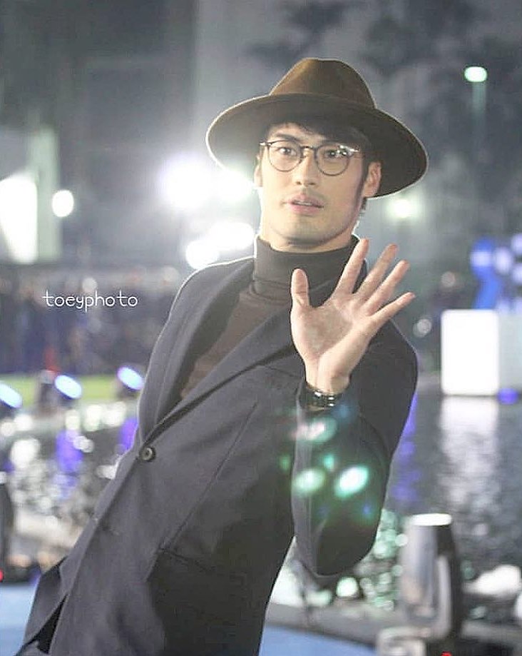 บอย ปกรณ์ บอย ปกรณ์