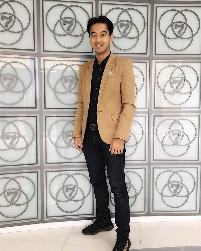 อ๊อฟ ชนะพล อ๊อฟ ชนะพล