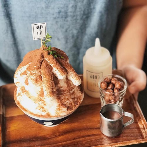 ร้านกาแฟอุดรธานี Wood You Like Cafe