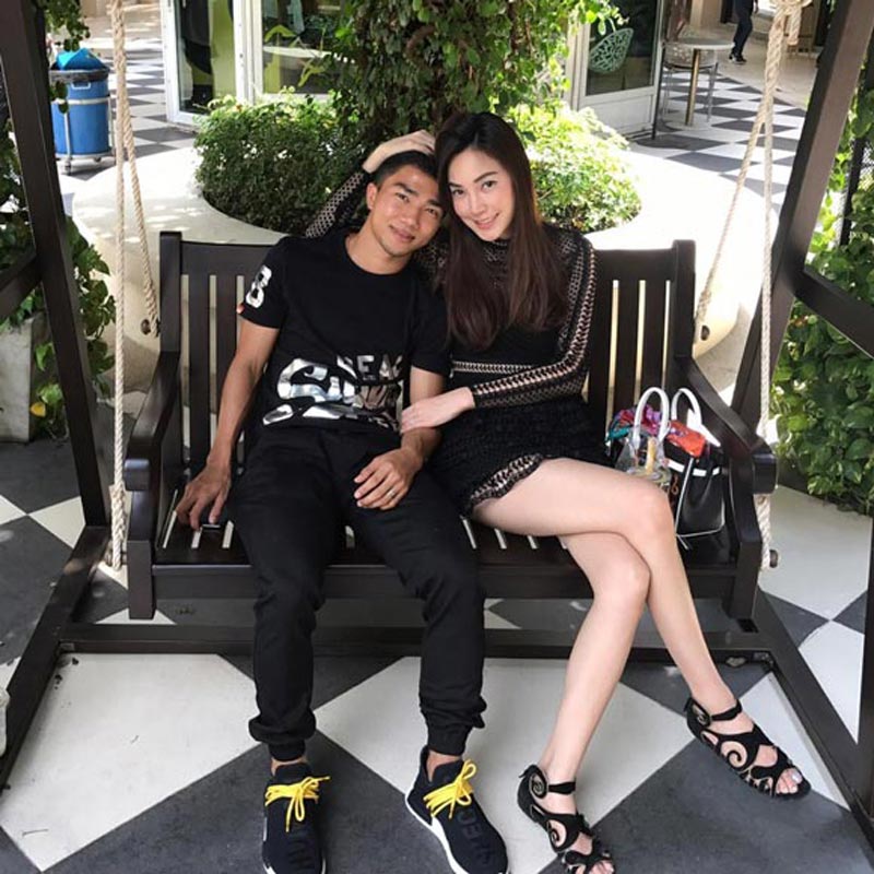 คู่รักดารา ชีวิตรักสะดุดเพราะ แม่ไม่ปลื้ม คู่รักดารา ชีวิตรักสะดุดเพราะ แม่ไม่ปลื้ม