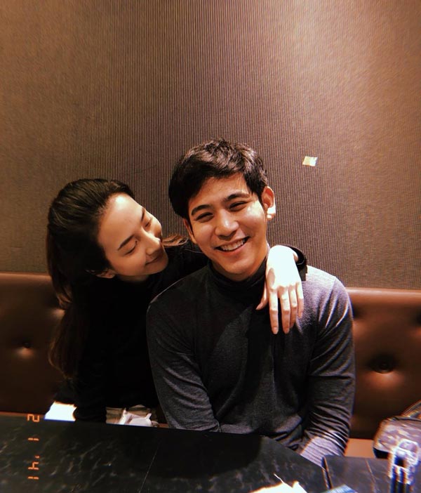 คู่รักดารา ชีวิตรักสะดุดเพราะ แม่ไม่ปลื้ม คู่รักดารา ชีวิตรักสะดุดเพราะ แม่ไม่ปลื้ม