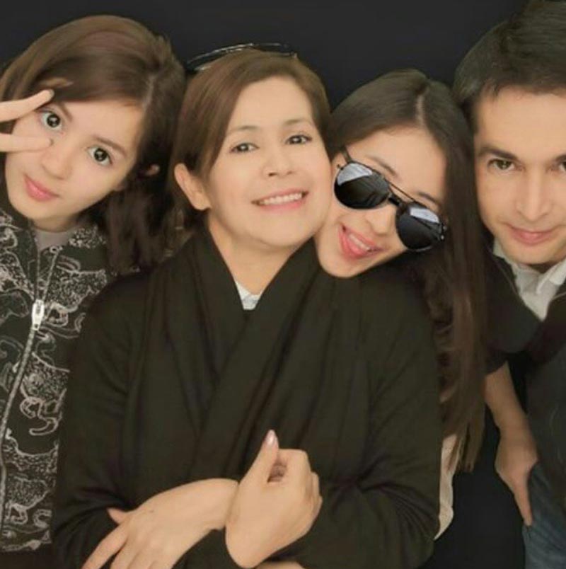 จีนส์ จิรชยา ลูกสาวจอนนี่ แอนโฟเน่ นก จริยา จีนส์ จิรชยา ลูกสาวจอนนี่ แอนโฟเน่ นก จริยา