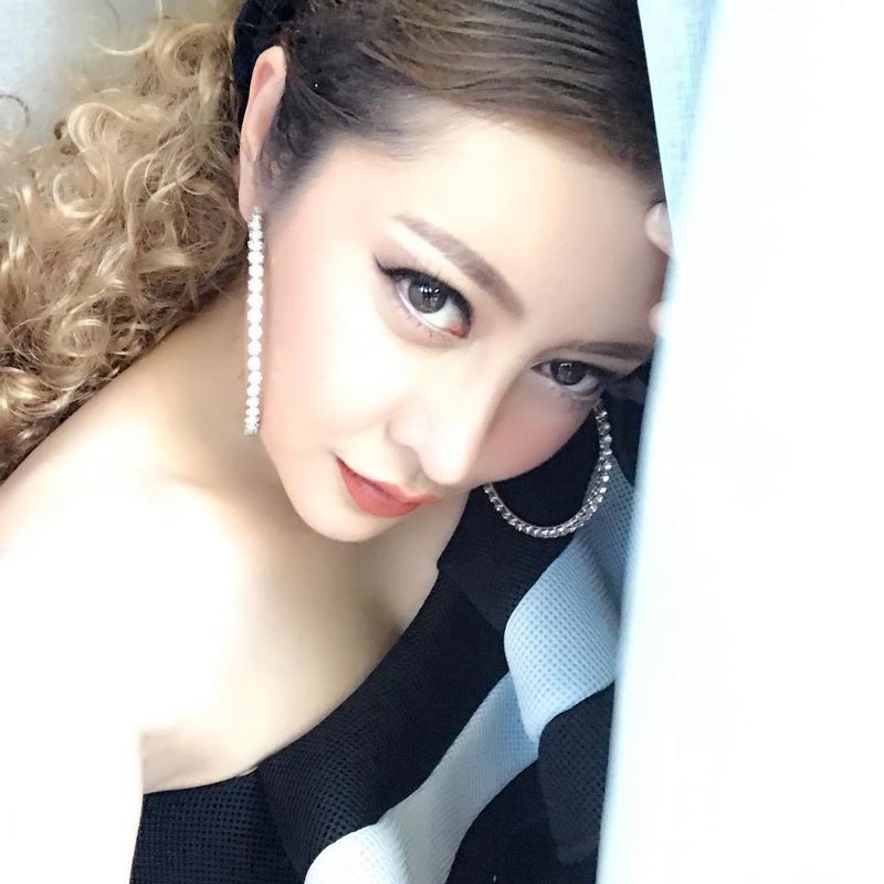 เอิร์น เดอะสตาร์ เอิร์น เดอะสตาร์