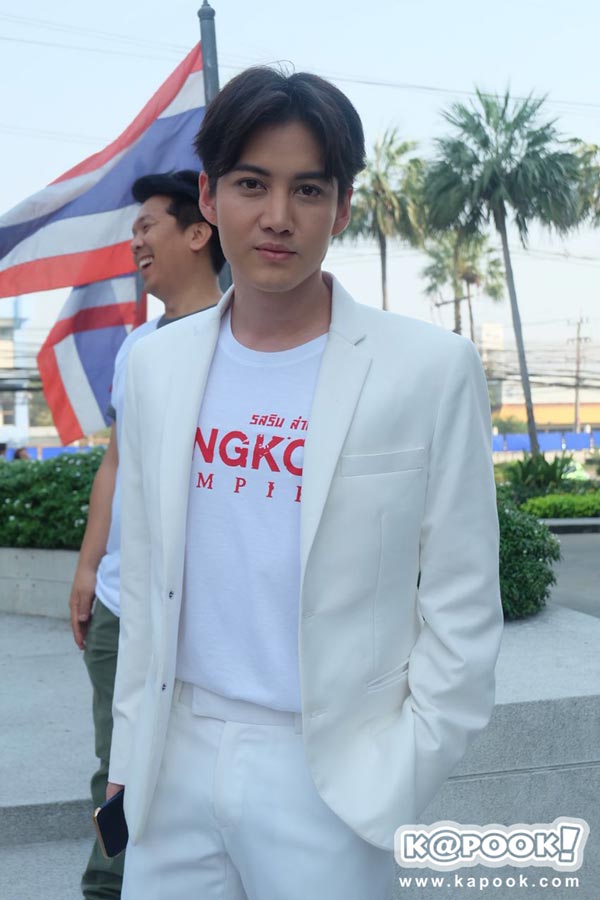 กอล์ฟ ขวัญ กอล์ฟ ขวัญ