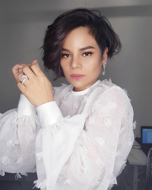 โอปอล์ ให้กำลังใจ โบว์ แวนด้า โอปอล์ ให้กำลังใจ โบว์ แวนด้า